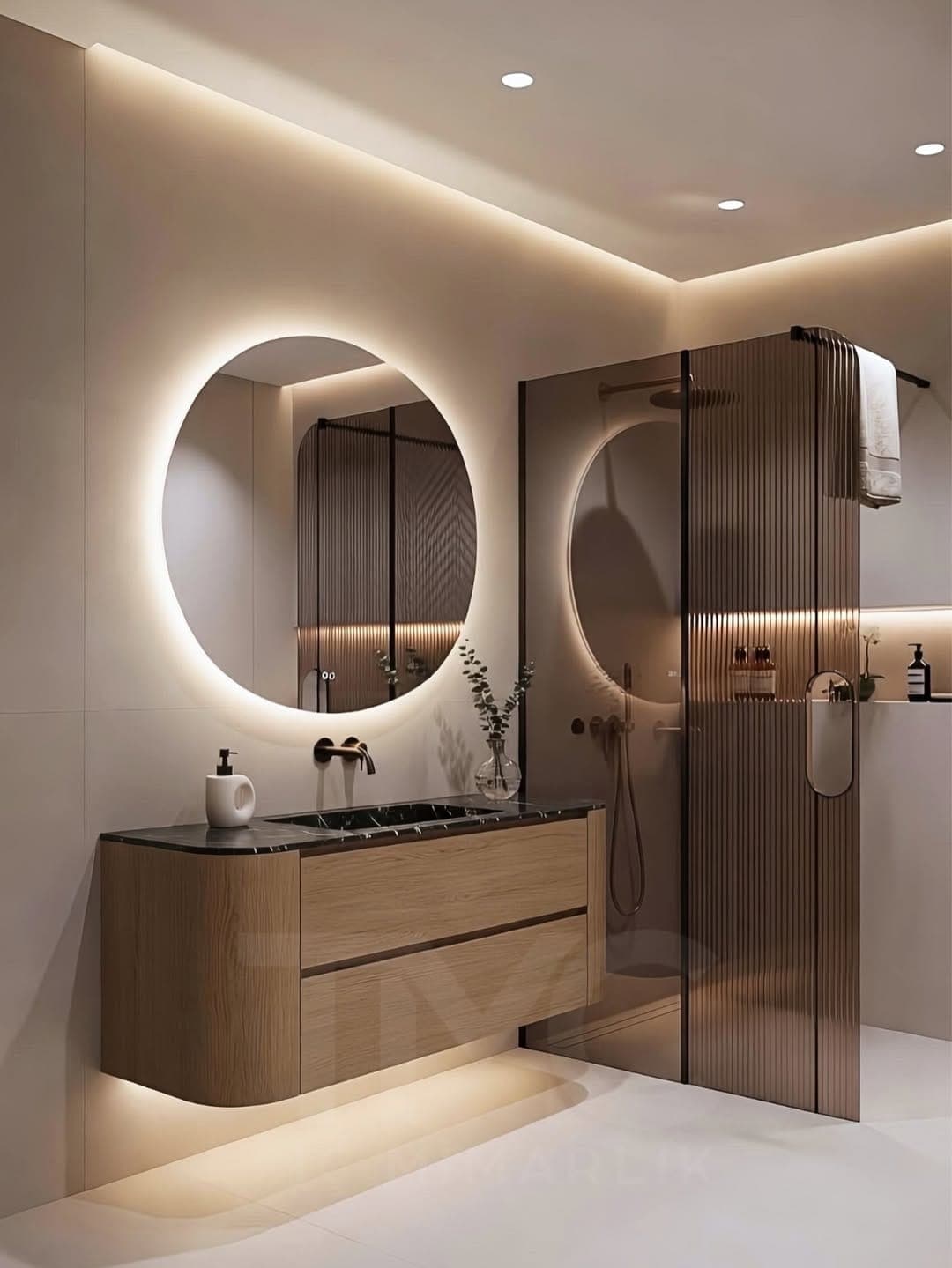 Modern Banyo Tasarımı | Oval LED Ayna, Nervür Cam ve Soft Bej Tonlar geniş açı mekânsal organizasyon ve estetik bitiş